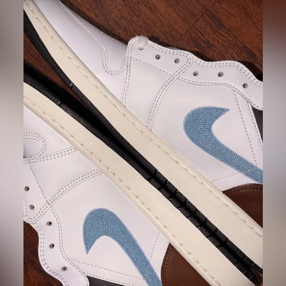 Jordan 1 size 13 - Picture 12 of 16